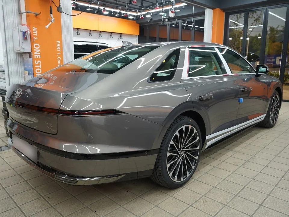 Hyundai Azera PPF施工事例｜費用目安と仕上がり 施工写真 1-2