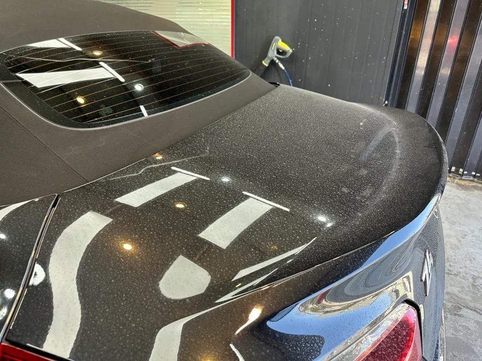 BMW Z4のガラスコーティング事例 施工写真 4-1