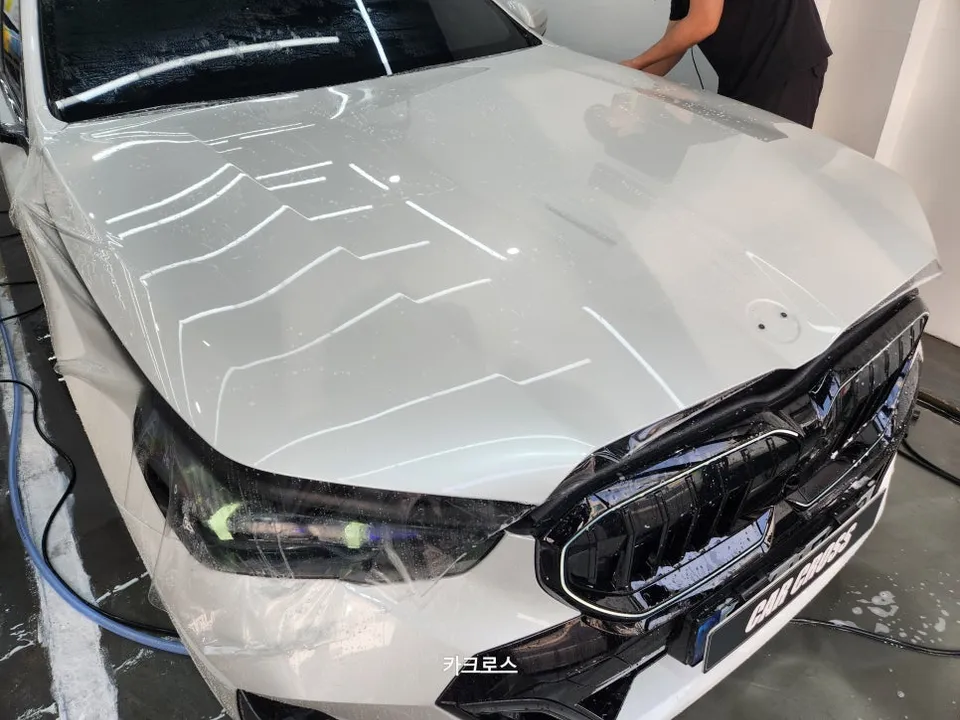BMW 5 Series G30 PPF施工事例|費用目安と仕上がり 施工写真 2-3