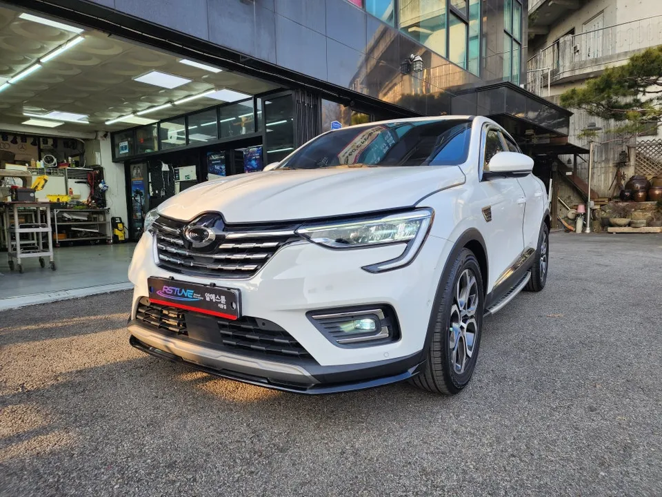 Renault Korea XM3 ambient lighting installation result