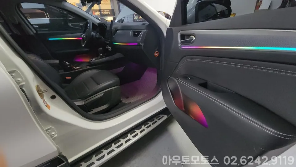Renault Korea XM3 ambient lighting - Renault Korea XM3 Ambient Lighting Review: Cost & Results photo 5