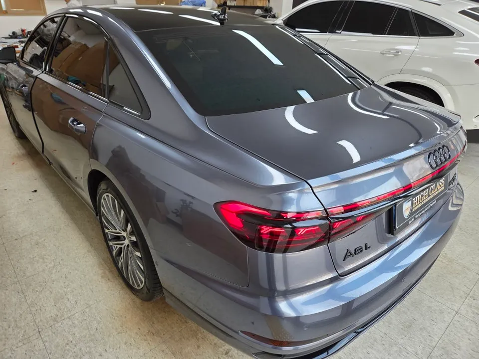 Audi A8 ambient lighting - Audi A8 Ambient Lighting Retrofit Review photo 3