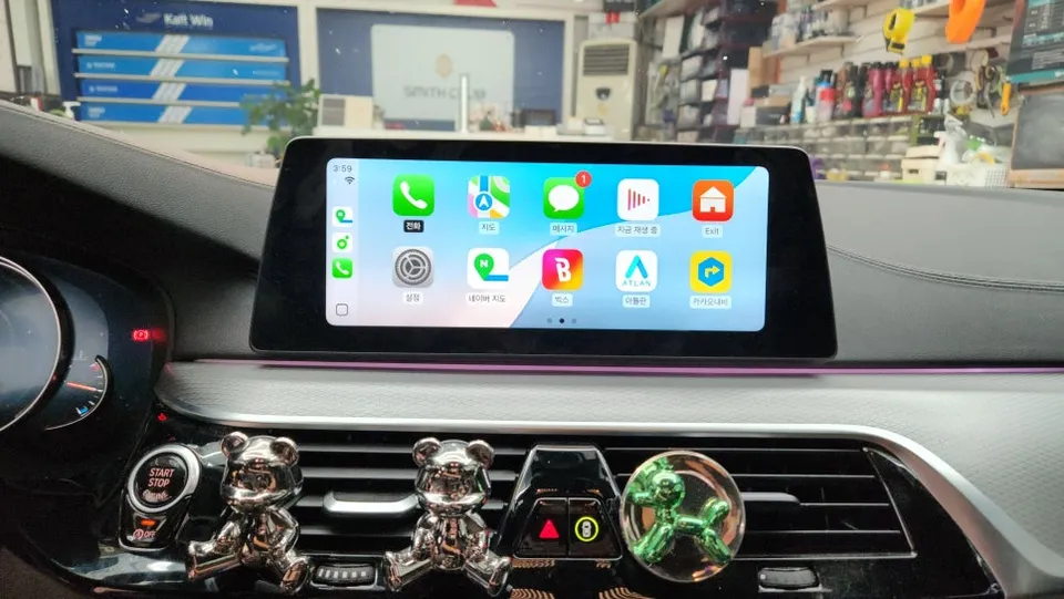 BMW 5 Series G30 android head unit - BMW 5 Series G30 CarPlay Retrofit Review photo 5