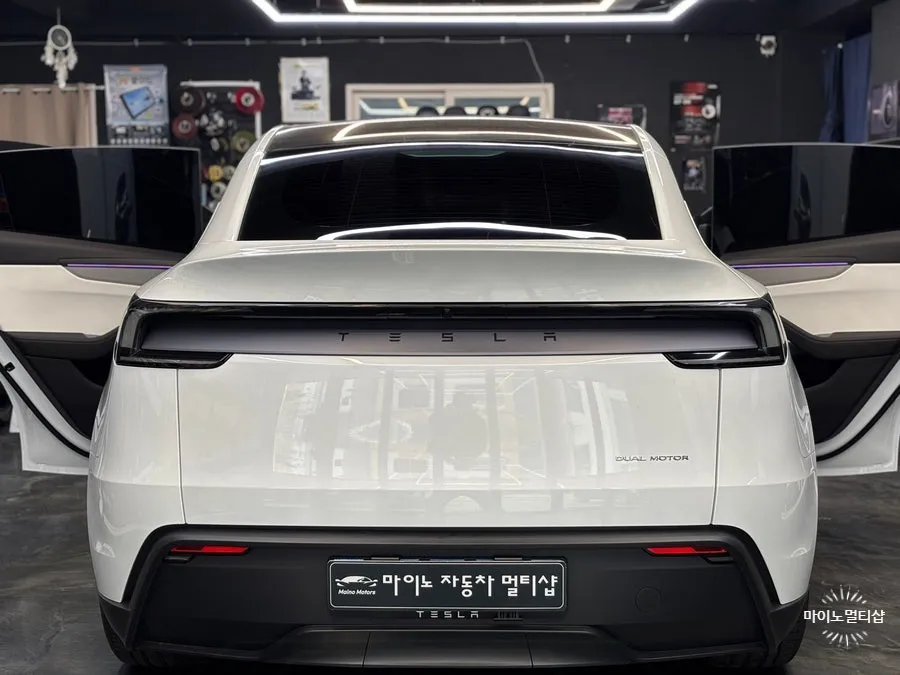 Tesla Model Yのカーフィルム施工事例|費用目安・仕上がり 施工写真 3-3