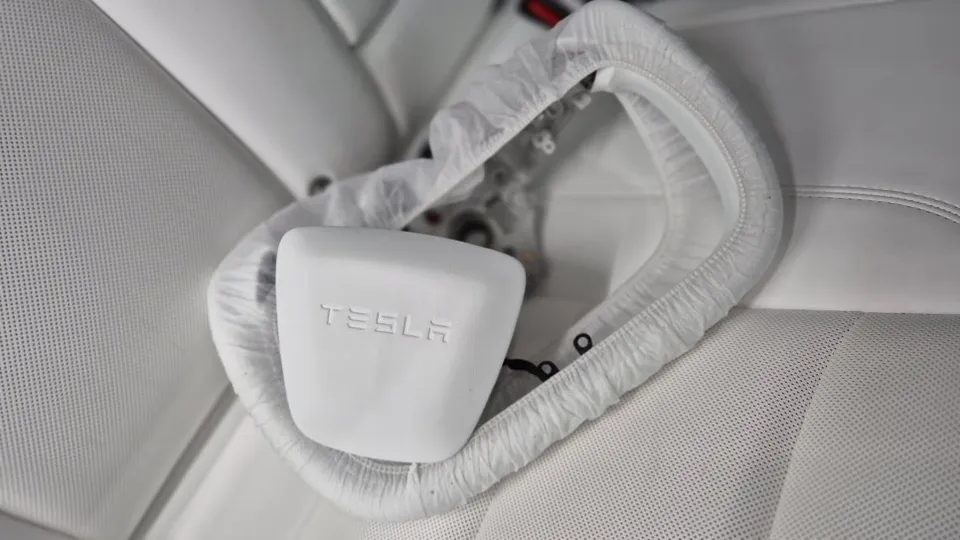 Tesla Model 3 Window Tinting Review - Enhanced Aesthetics photo 2