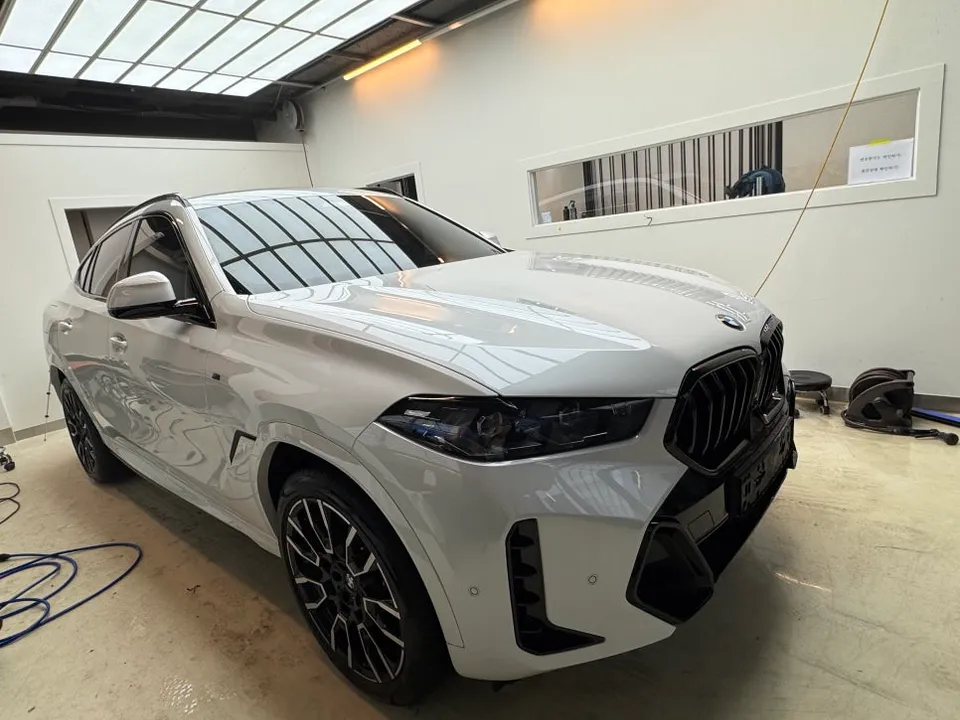 BMW X6 PPF Review: Round Wrapping's Detail