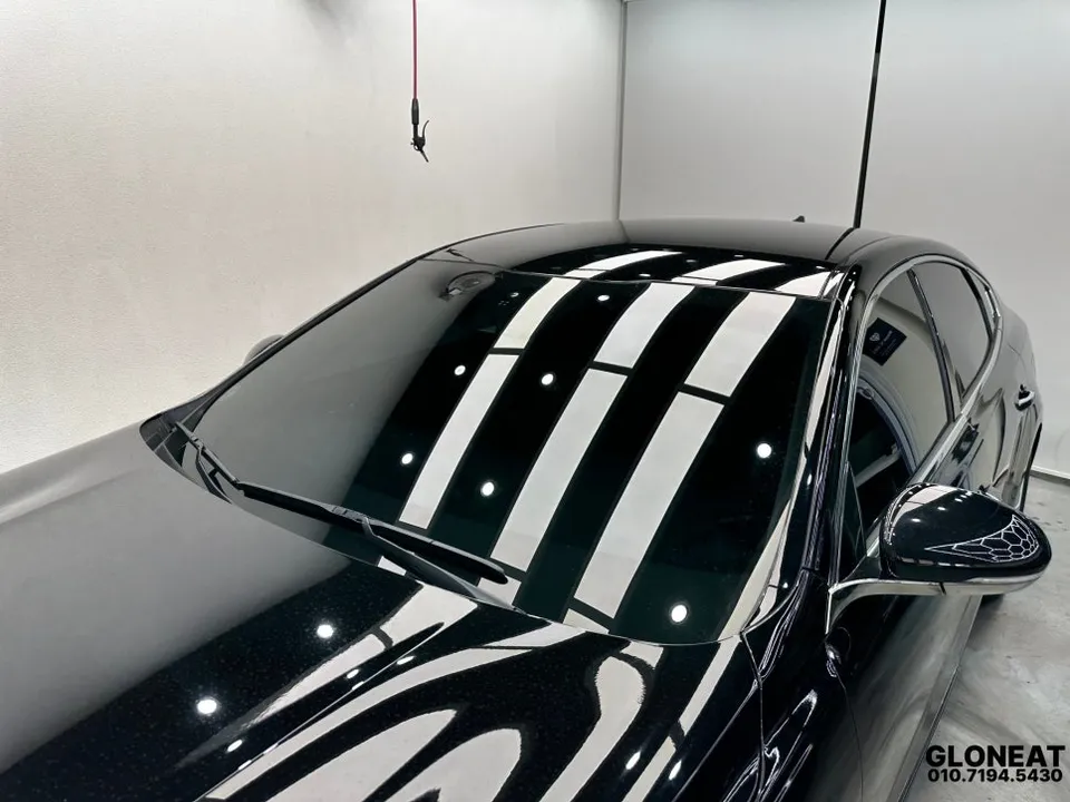 Kia K7 Premierのカーフィルム施工事例|断熱・デザイン性向上 施工写真 2-1