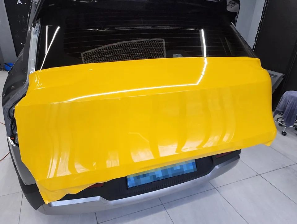 Kia EV9のカーラッピング事例 施工写真 3