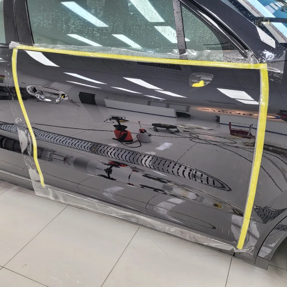 Porsche Cayenne CoupeのPPF施工事例|費用目安・仕上がり 施工写真 3-2