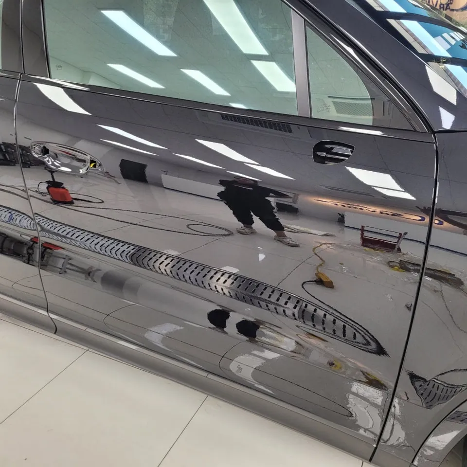 Porsche Cayenne CoupeのPPF施工事例|費用目安・仕上がり 施工写真 1-3