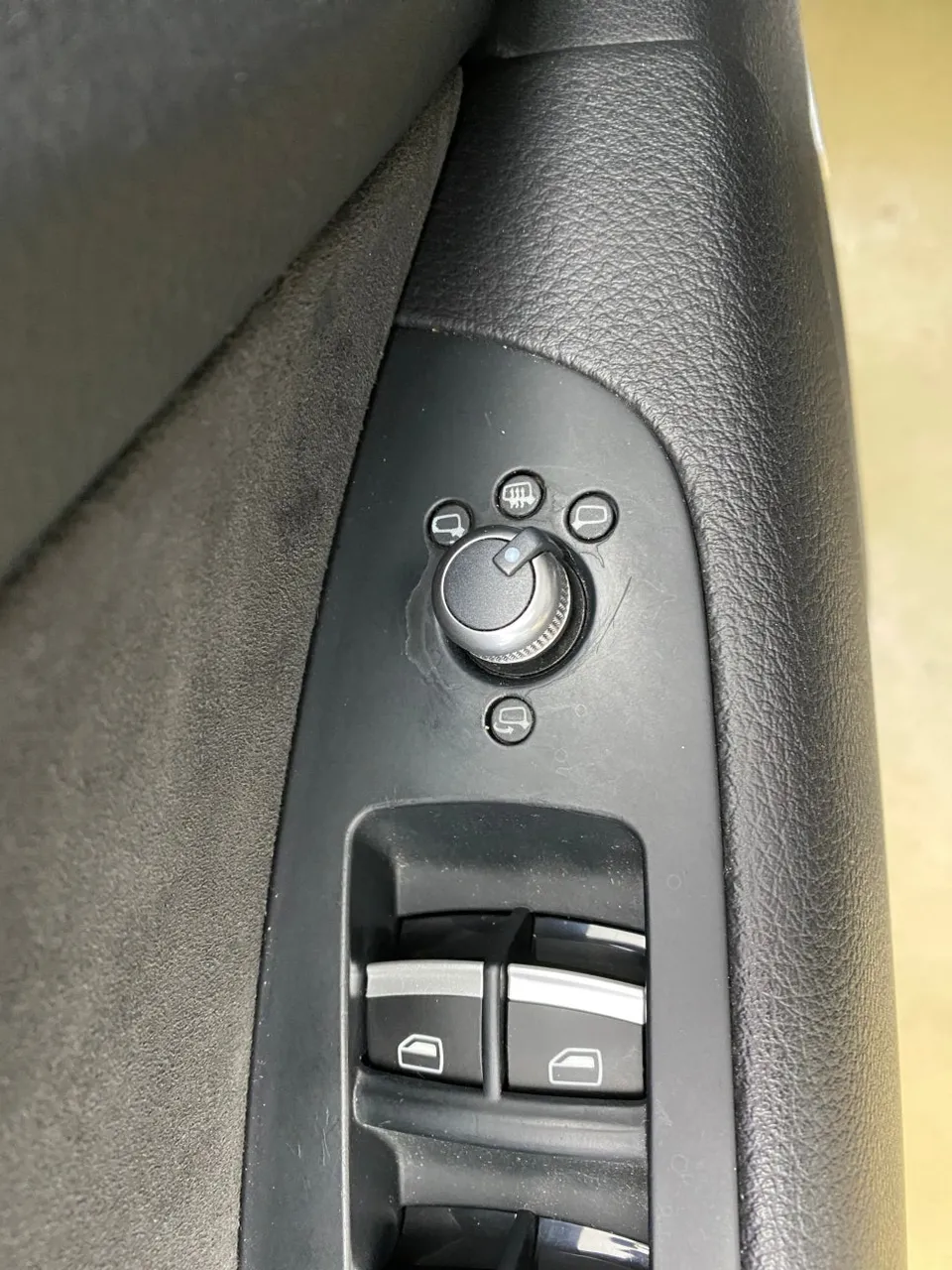 Audi Q7 remote start coding - Audi Q7 Side Mirror Auto Folding Review — Enhanced Convenience photo 3