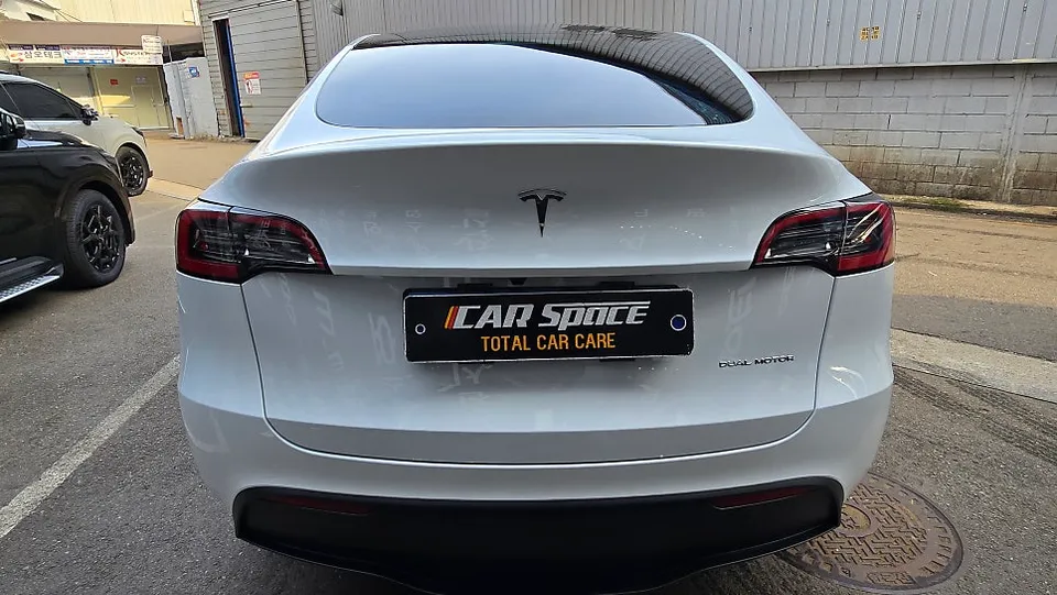 Tesla Model Y new car package - Tesla Model Y New Car Package Review — Enhanced Protection photo 5