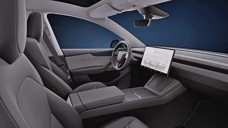 Tesla Model Y PPF施工事例|費用目安と仕上がり 施工写真 1-2