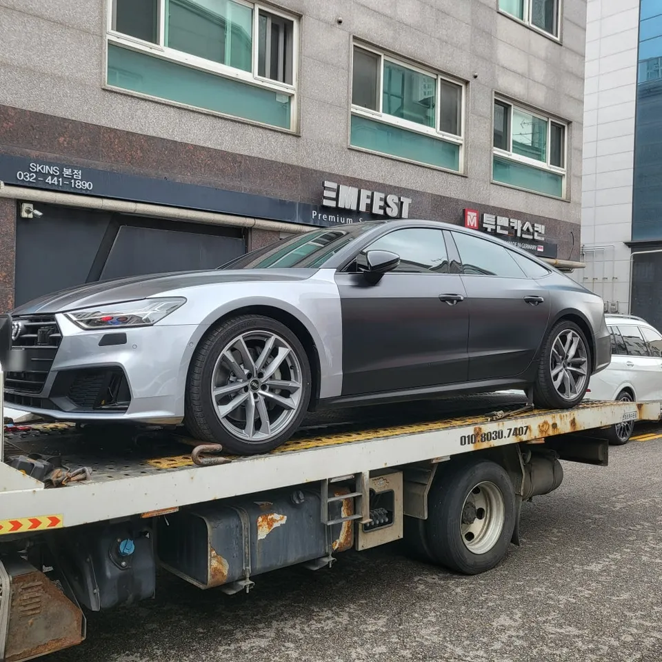Audi A7のPPF施工事例｜傷防止と美観維持 施工写真 2-1