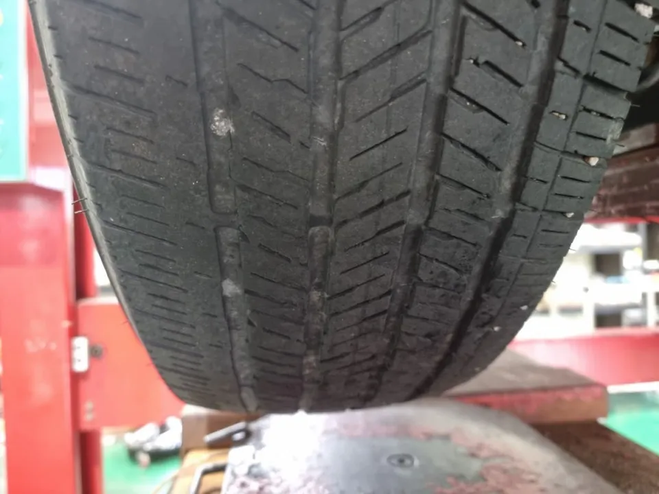 Jeep Wranglerのホイールリペア・塗装事例 施工写真 1-2