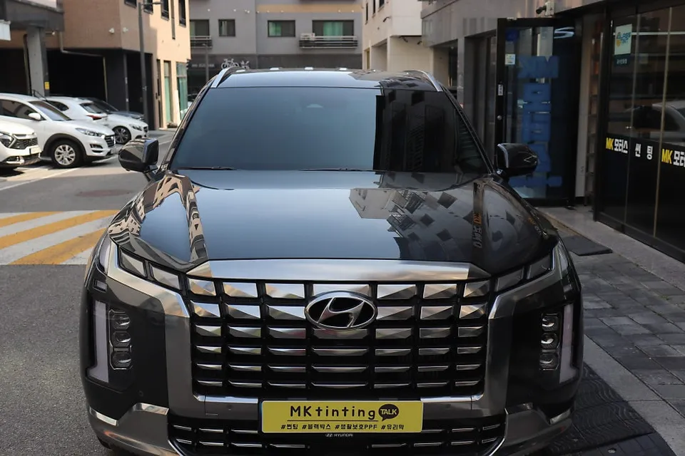Hyundai Palisadeのカーフィルム施工事例|費用目安・仕上がり 施工写真 3-2
