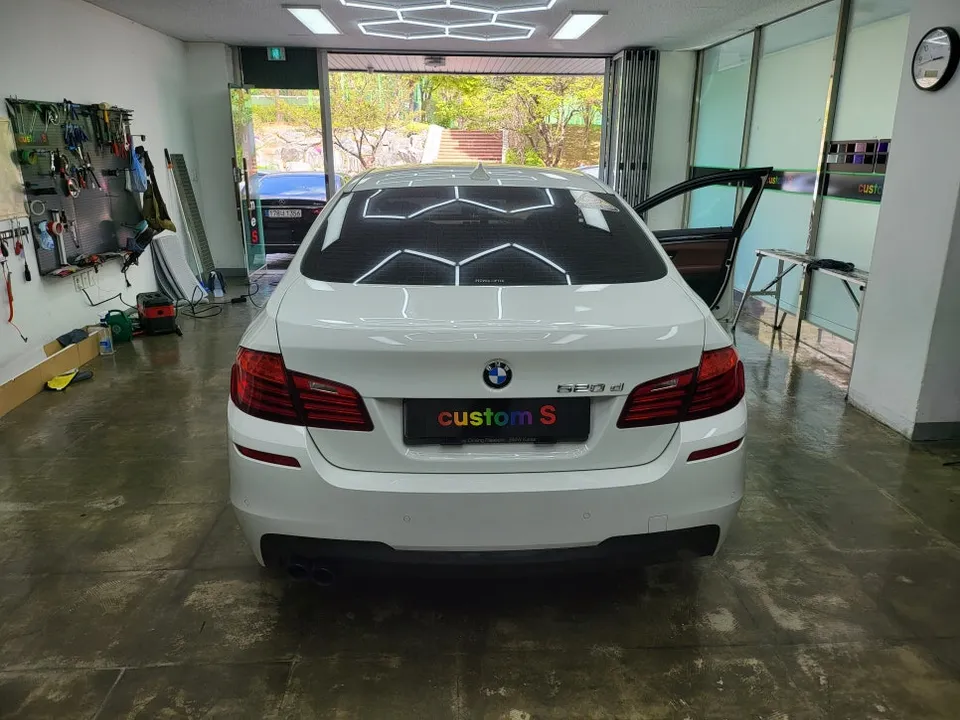 BMW 5 Series dash cam - BMW 5 Series Dash Cam Installation Review photo 3