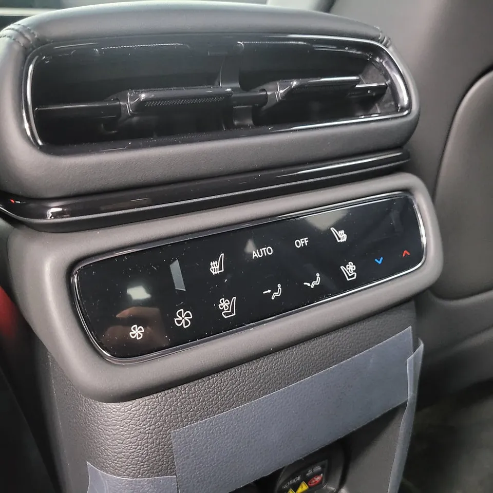 Hyundai GV80 CoupeのPPF施工事例｜費用目安・仕上がり 施工写真 1-2