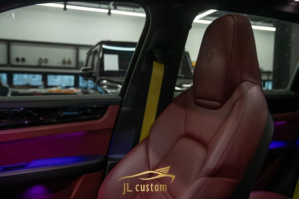 Porsche Cayenne E3 interior customization - Porsche Cayenne E3 Interior Customization: Yellow Seatbelt Upgrad photo 5