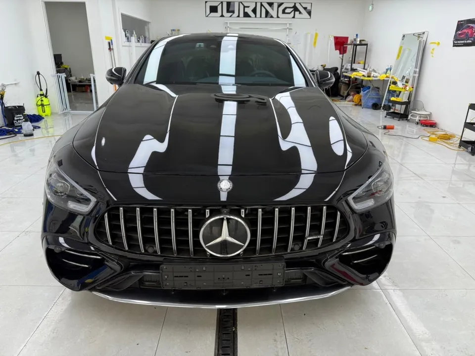 Mercedes-Benz AMG GT 43のカーラッピング事例｜クロームパーツの黒化 施工写真 3-1