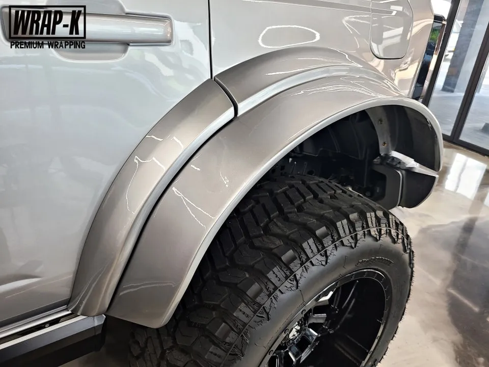 Ford BroncoのPPF施工事例｜費用目安と仕上がり 施工写真 1-3