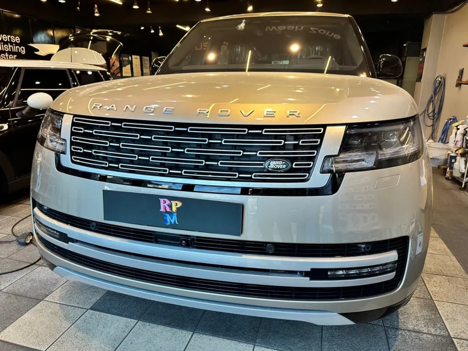 Land Rover Range Rover Vogue body kit installation result