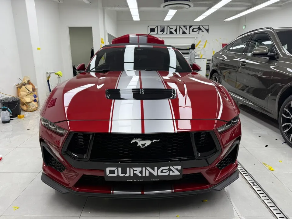 Ford Mustang 7th Genのカーラッピング事例 施工写真 4-2