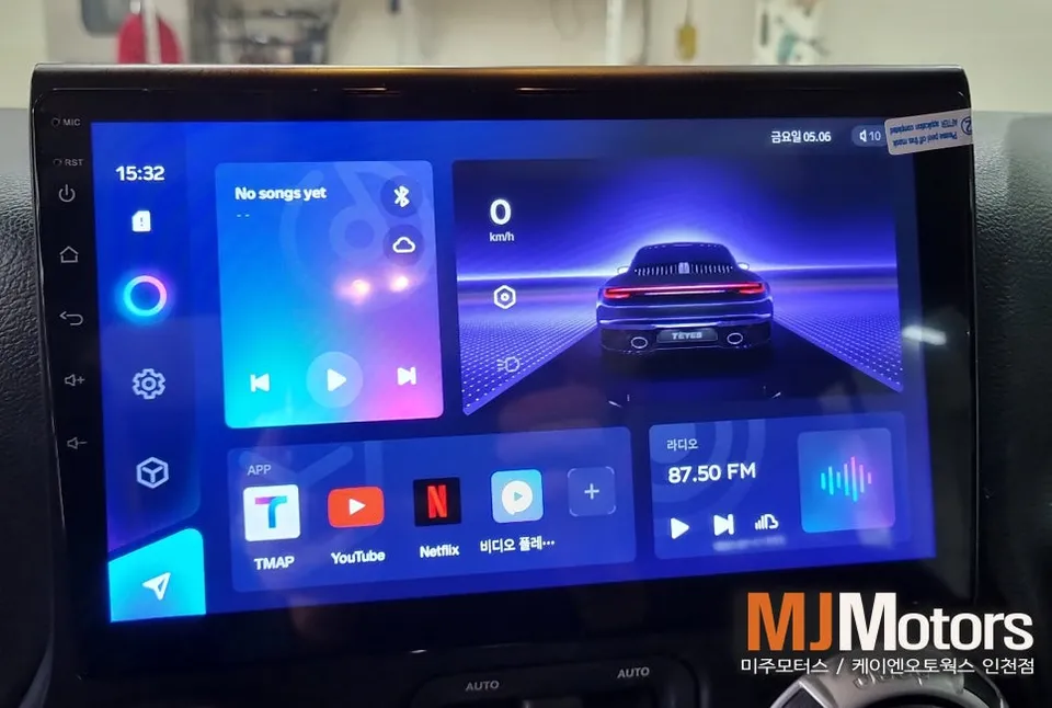 Jeep WranglerのAndroid Auto・CarPlay取付事例 写真