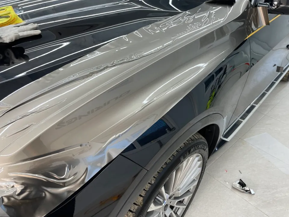 BMW X7のカーラッピング事例｜費用目安・仕上がり 施工写真 1-2