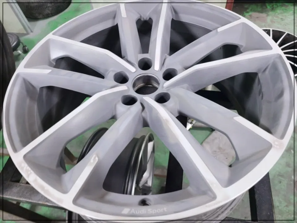 Audi A7 wheel caliper paint - Audi A7 Wheel Paint Review — Black Satin 20-Inch photo 3