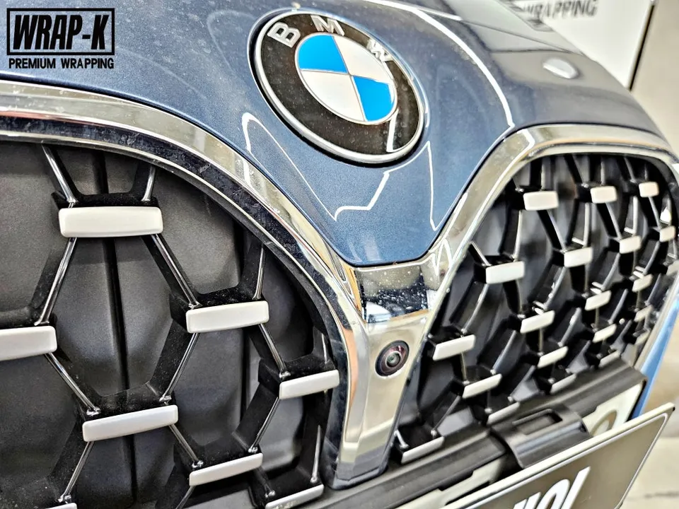 BMW 4 Seriesのカーラッピング事例|費用目安・仕上がり 施工写真 3-2