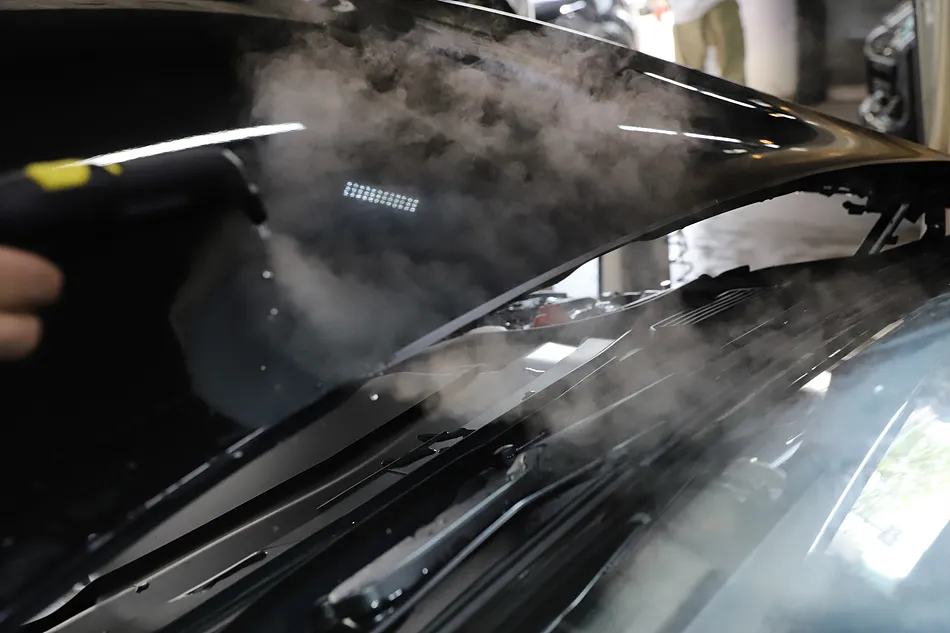 Mercedes-Benz EQEのPPF施工事例｜費用目安と仕上がり 施工写真 2-2