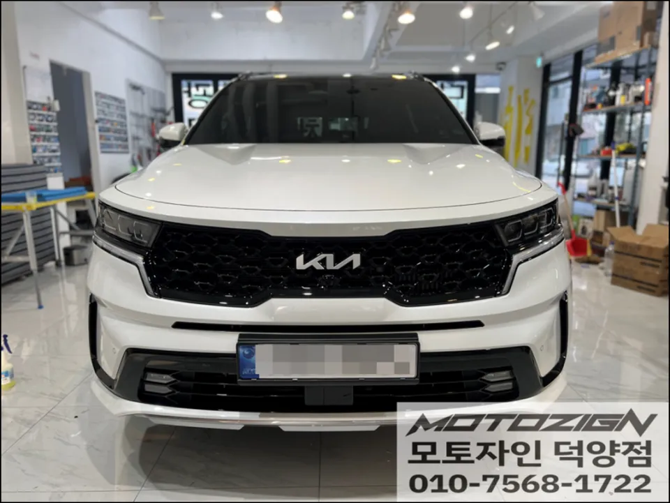 Kia Sorento Vinyl Wrap Review — Satin Black Transformation photo 2
