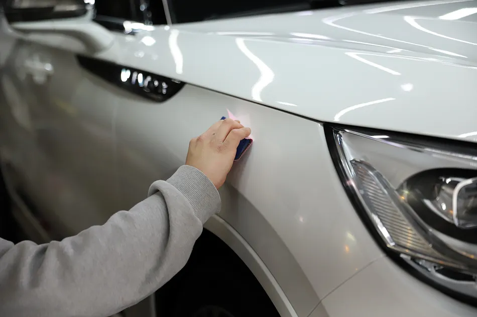 Lincoln Aviatorのカーラッピング事例 施工写真 3-2