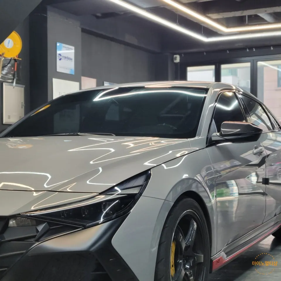 Hyundai Elantra Nのカーフィルム施工事例|費用目安・仕上がり 施工写真 3-2
