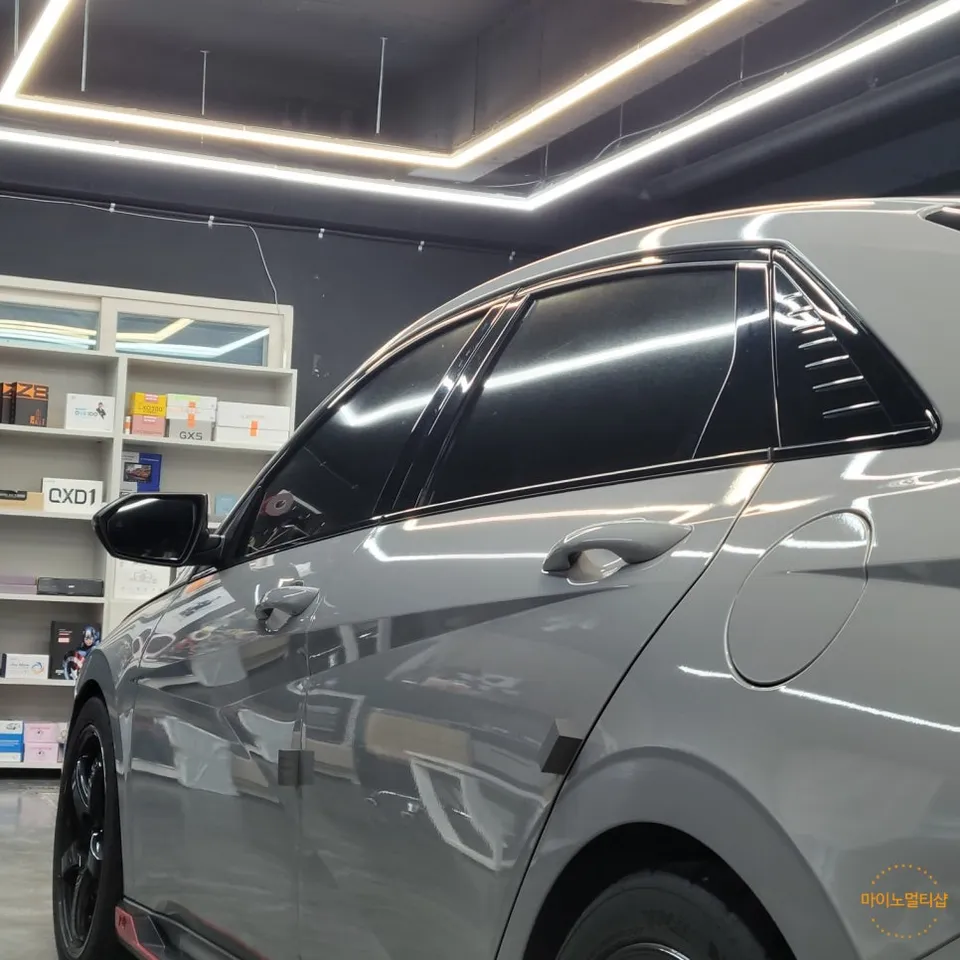 Hyundai Elantra Nのカーフィルム施工事例|費用目安・仕上がり 施工写真 1-3