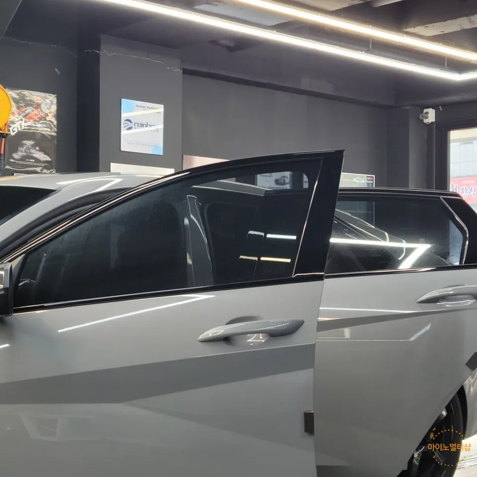 Hyundai Elantra Nのカーフィルム施工事例|費用目安・仕上がり 施工写真 2-3