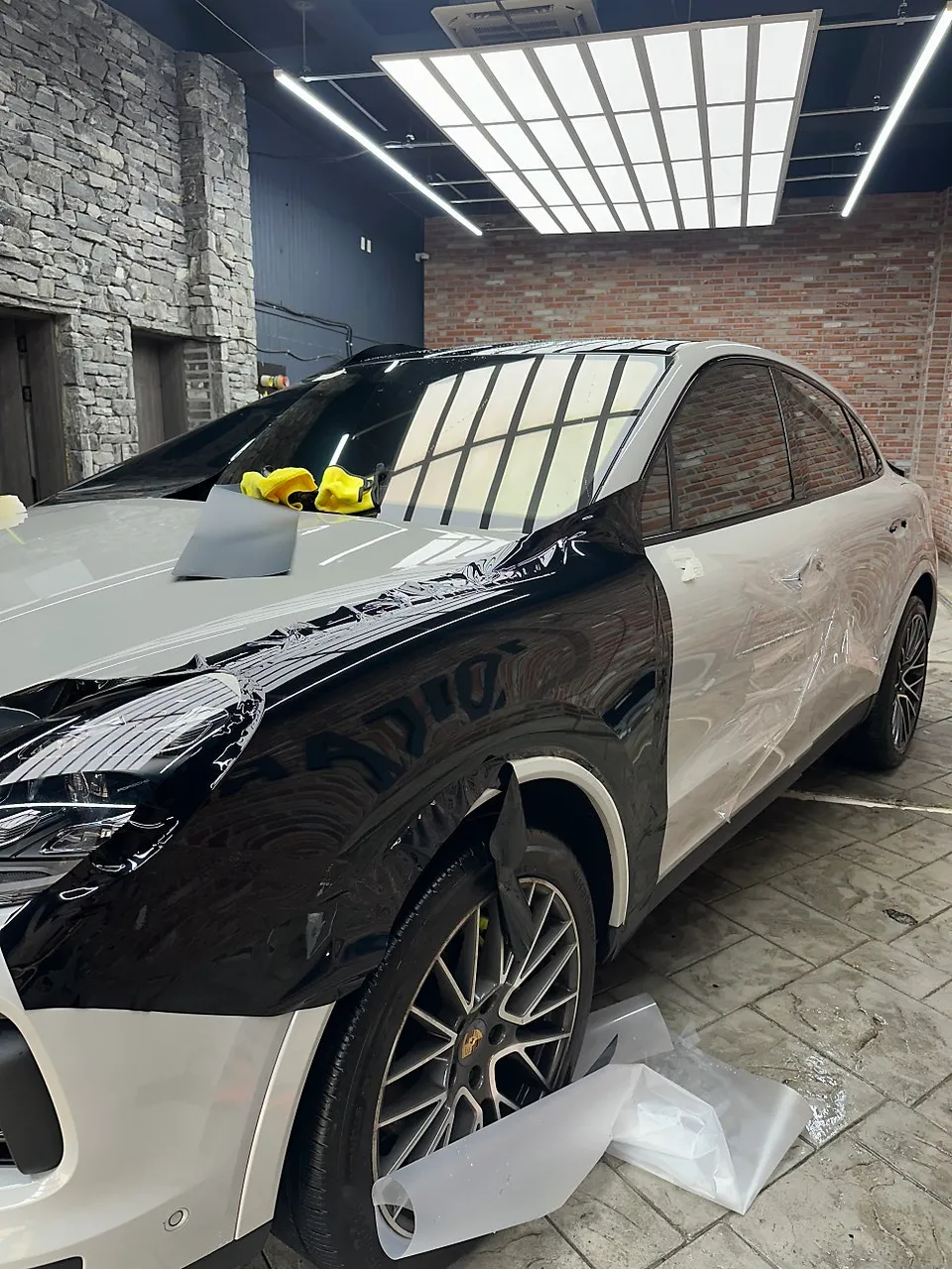 Porsche Cayenne ppf - Porsche Cayenne PPF & Wrap Review — Black Transform photo 4