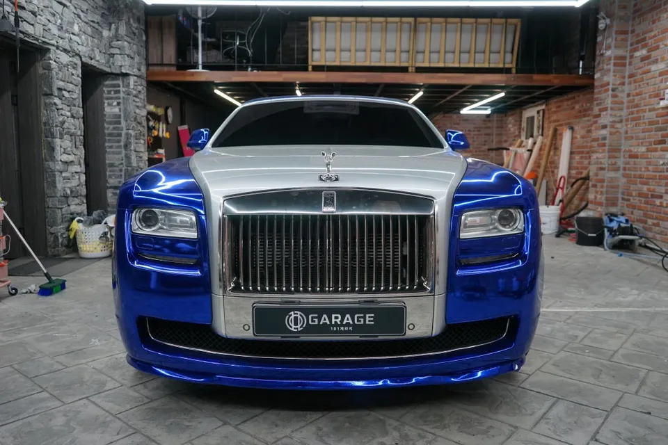 Rolls-Royce Ghost vinyl wrap - Rolls-Royce Ghost Vinyl Wrap Review - Stunning Two-Tone Finish photo 3