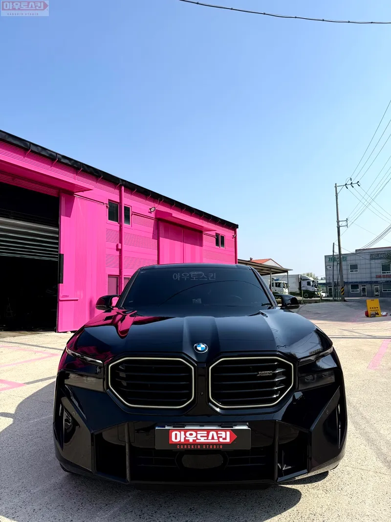 BMW XMのPPF施工事例|韓国での実例 施工写真 1-2