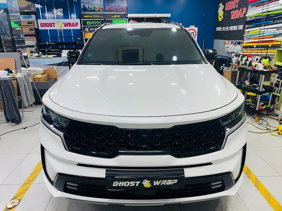 Kia Sorentoのカーラッピング事例|費用目安・仕上がり 施工写真 2-2