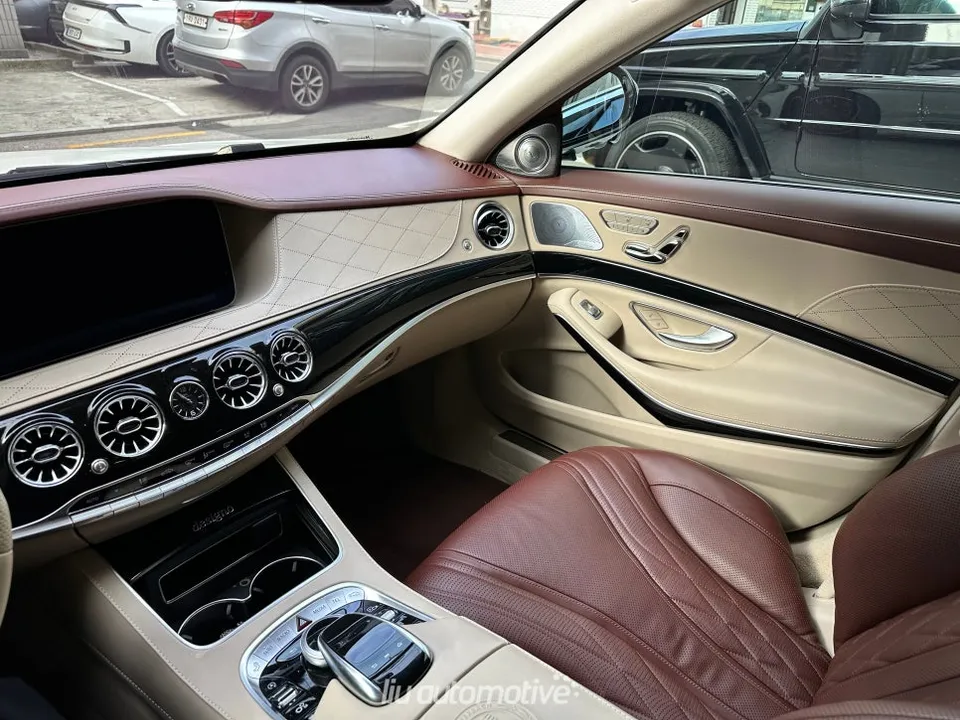 Mercedes-Benz S-Class other - Mercedes-Benz S-Class Other Car Service Review — Piano Interior R photo 3