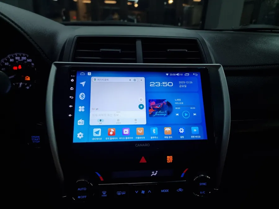 Toyota CamryのAndroid Auto・CarPlay取付事例 施工写真 4-2