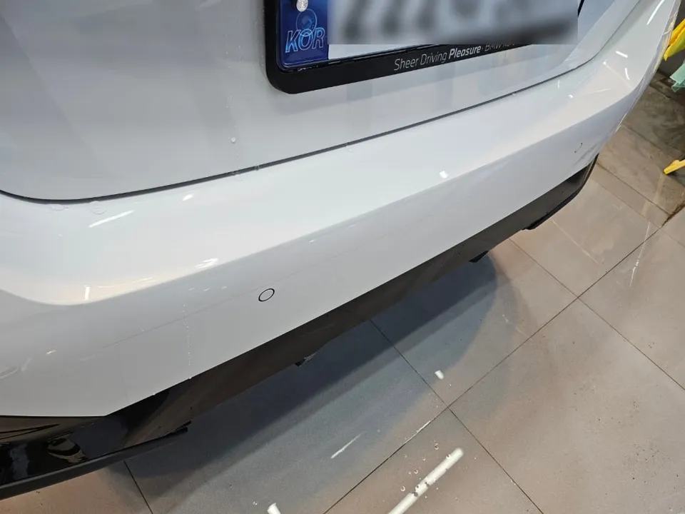 BMW 5 SeriesのPPF施工事例|費用目安と仕上がり 施工写真 2-3