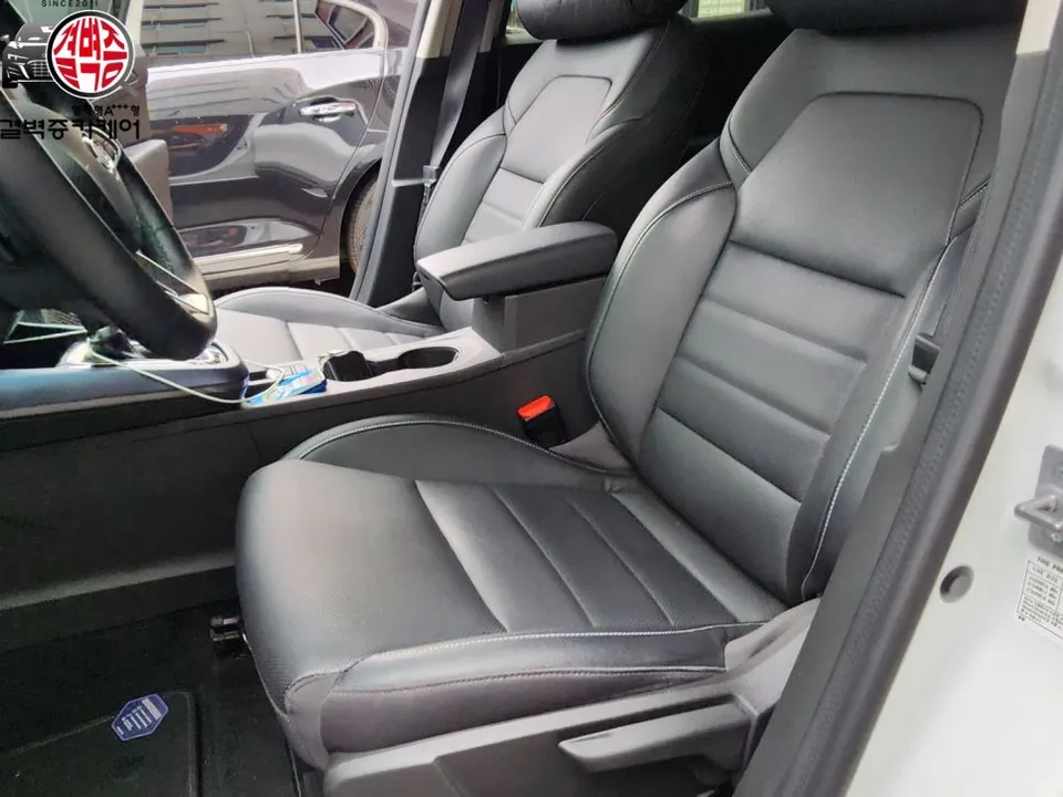 Renault XM3 seat ventilation - Renault XM3 Ventilated Seats Review: Cool Comfort Upgrade photo 4