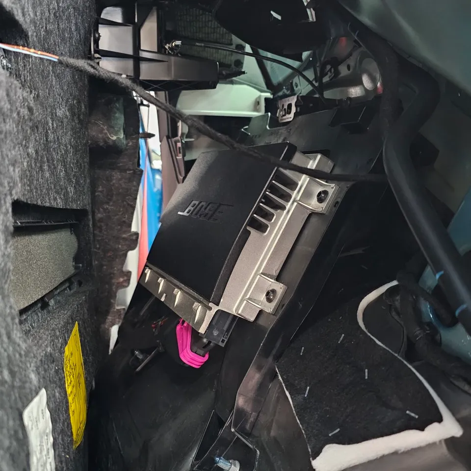 Porsche Cayenne car audio - Porsche Cayenne Car Audio Upgrade Review — Enhanced Clarity photo 7