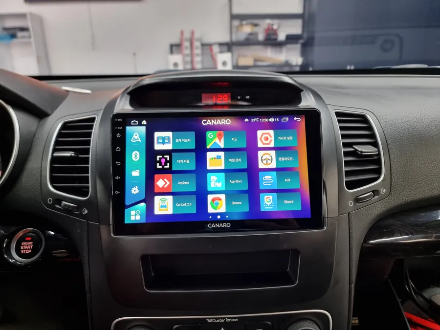 Kia All New SorentoのAndroid Auto・CarPlay取付事例 施工写真 1-3