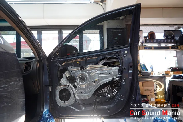 Kia Sportage Rのカーオーディオ施工事例 施工写真 1-2