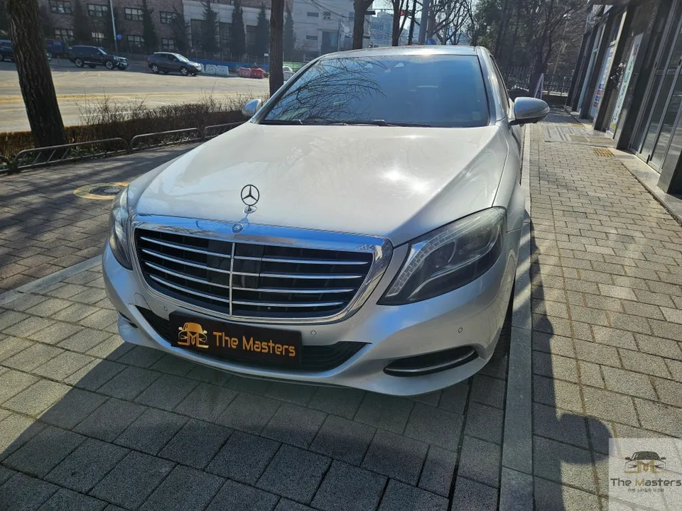 Mercedes-Benz S-Class W222 android head unit installation result
