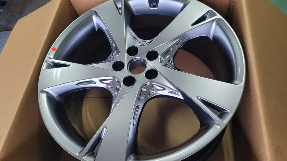 Genesis GV80のホイールリペア・塗装事例 写真
